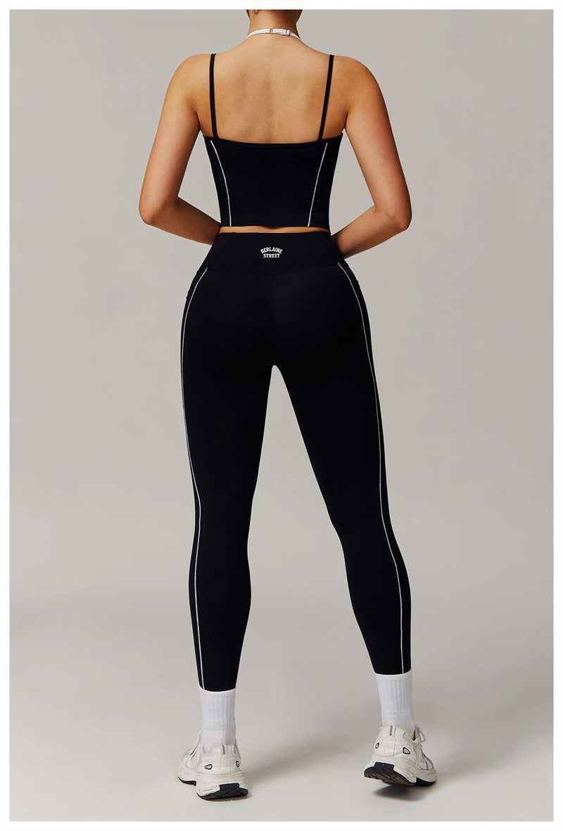 Essential Performance Set - XS